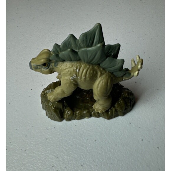 JURASSIC WORLD MINI STEGOSAURUS FIGURE 2020 Mattel - Picture 1 of 5